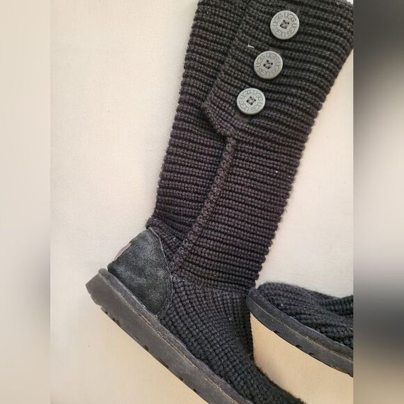UGG Australia Women Classic Cardy Knit Tall Sweater Boot Black S/N 5819 Size 6 - Picture 12 of 12